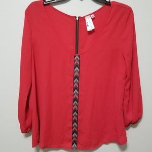 Society Girl 3/4 Poet Sleeve Top with Zipper